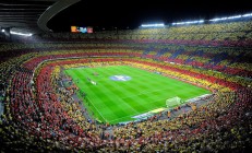 篮球赛场焦点！澳大利亚队对阵中国队，核心球员受伤，球队前景蒙阴影